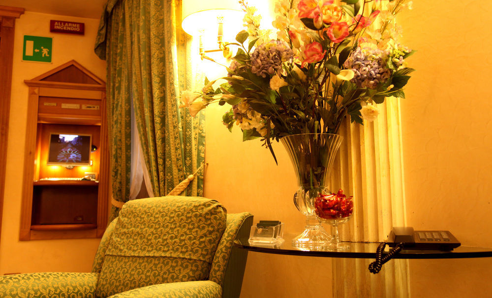 Colonna Room Rental Frascati Exteriör bild